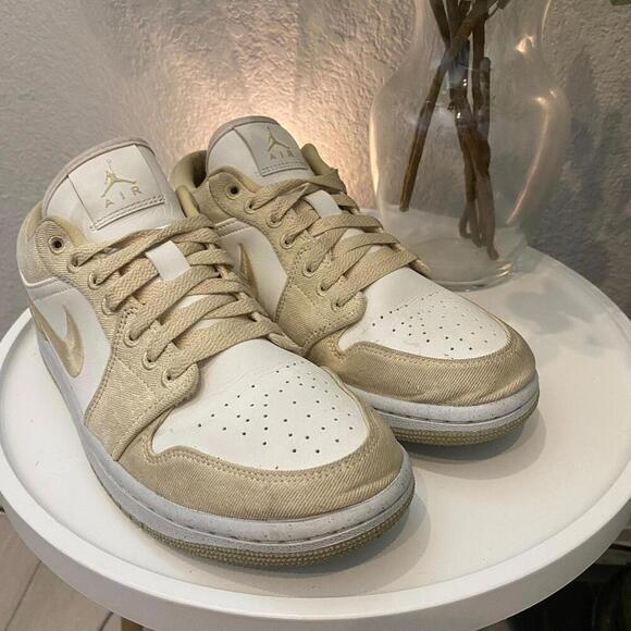 Nike Jordan 1 Low SE Team Gold Cream 9.5 Women 8 Mens - Picture 2 of 9